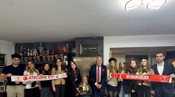 Kolektif Rotterdam’dan “Çanakkale ve Atatürk Evi”ne Çıkarma