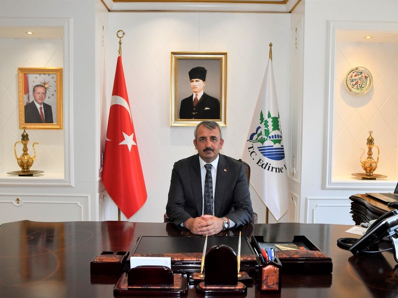 Yunus Sezer, Kurban Bayramı’nı kutladı